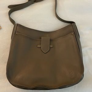 Frye Leather Pursue - Olive/Tan color